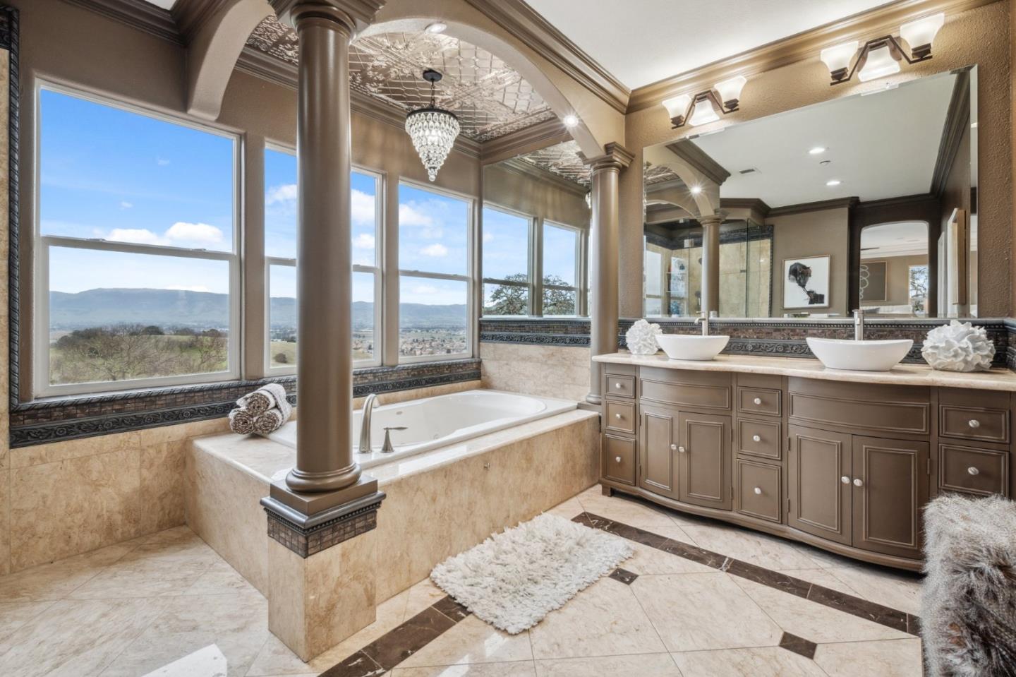 Detail Gallery Image 27 of 49 For 2325 Olea Ct, Gilroy,  CA 95020 - 5 Beds | 4/1 Baths