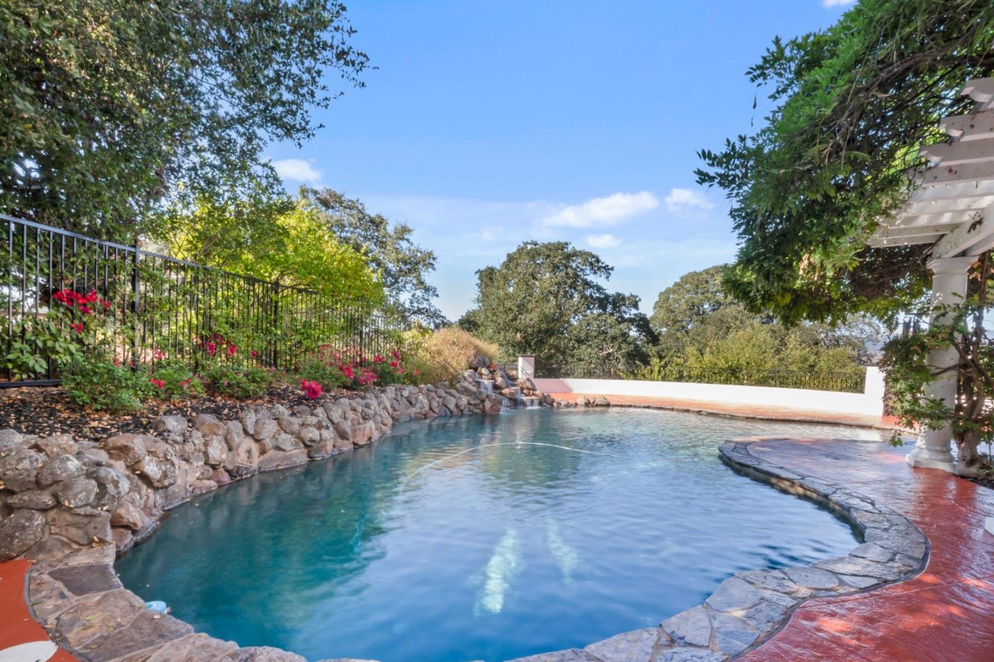 Detail Gallery Image 37 of 49 For 2325 Olea Ct, Gilroy,  CA 95020 - 5 Beds | 4/1 Baths