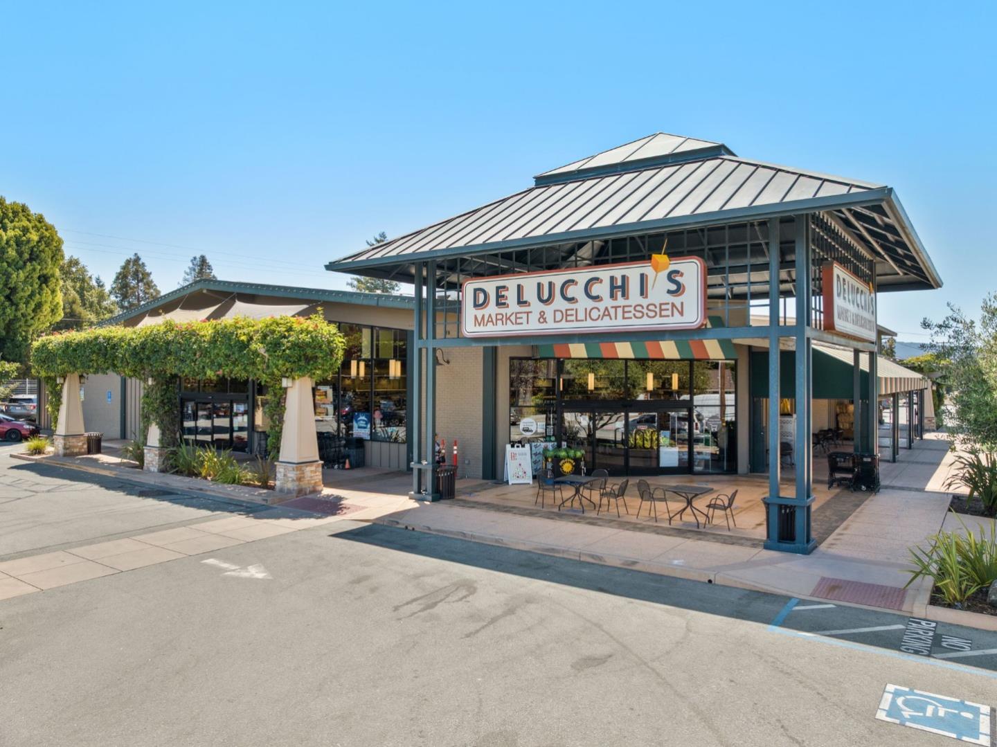 Detail Gallery Image 21 of 28 For 757 7th Ave, Redwood City,  CA 94063 - 2 Beds | 2 Baths