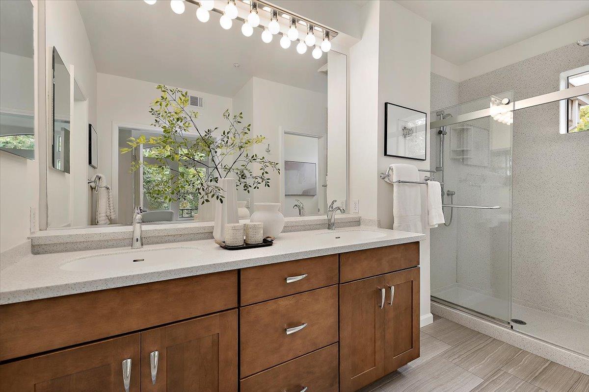 Detail Gallery Image 17 of 27 For 153 Irene Ct, Mountain View,  CA 94043 - 3 Beds | 2/1 Baths