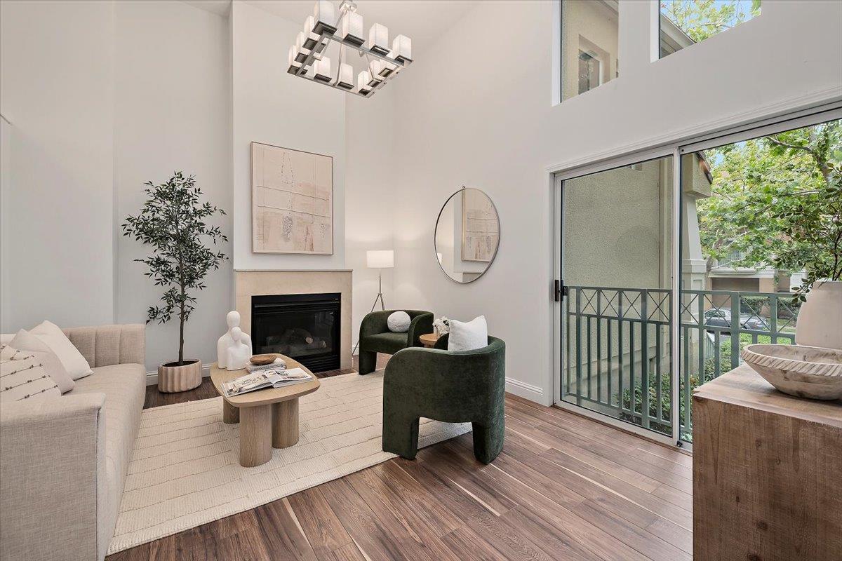 Detail Gallery Image 2 of 27 For 153 Irene Ct, Mountain View,  CA 94043 - 3 Beds | 2/1 Baths