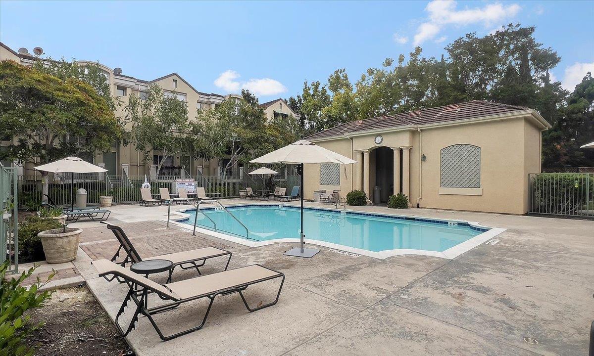 Detail Gallery Image 24 of 27 For 153 Irene Ct, Mountain View,  CA 94043 - 3 Beds | 2/1 Baths