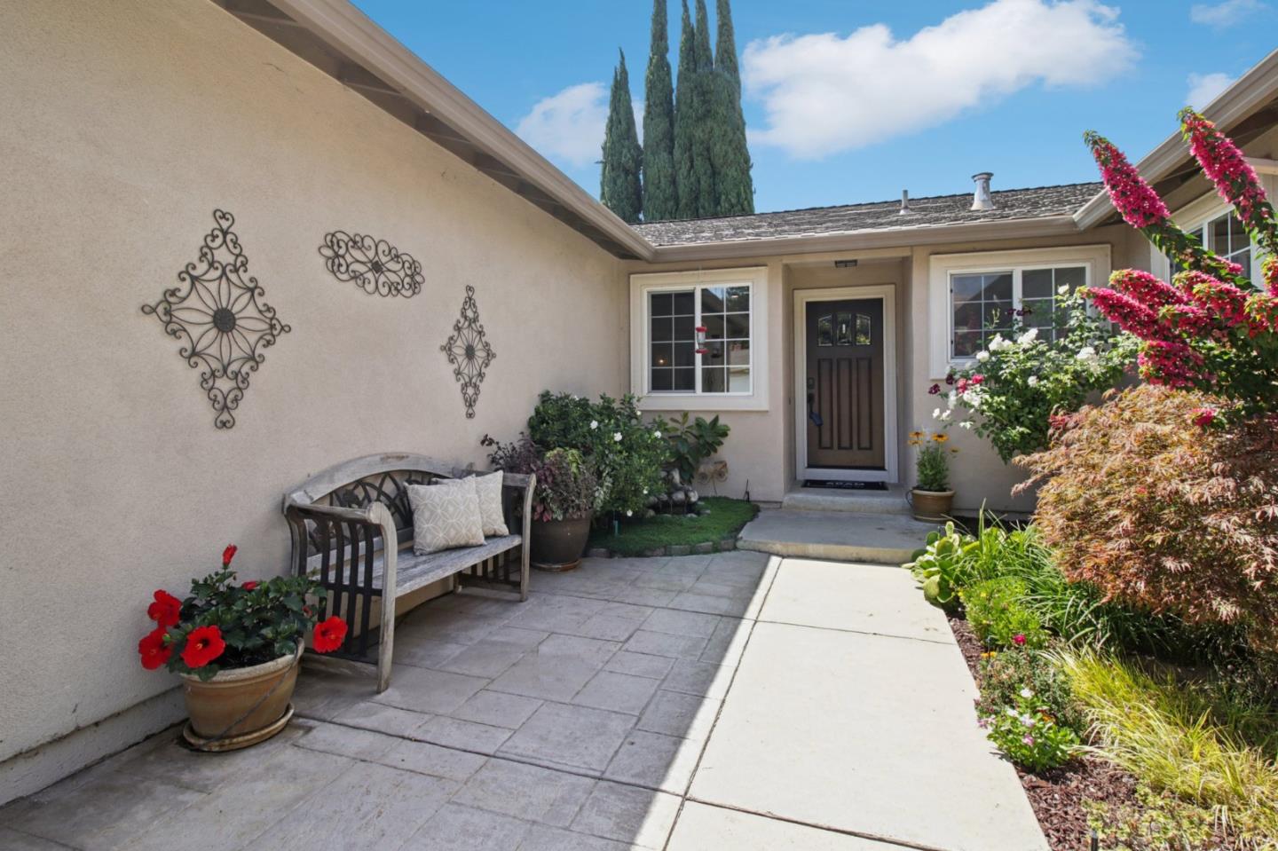 Detail Gallery Image 4 of 41 For 3179 Linkfield Way, San Jose,  CA 95135 - 4 Beds | 2 Baths
