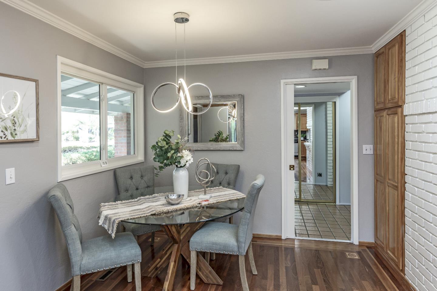 Detail Gallery Image 13 of 33 For 19349 Northampton Dr, Saratoga,  CA 95070 - 4 Beds | 2 Baths