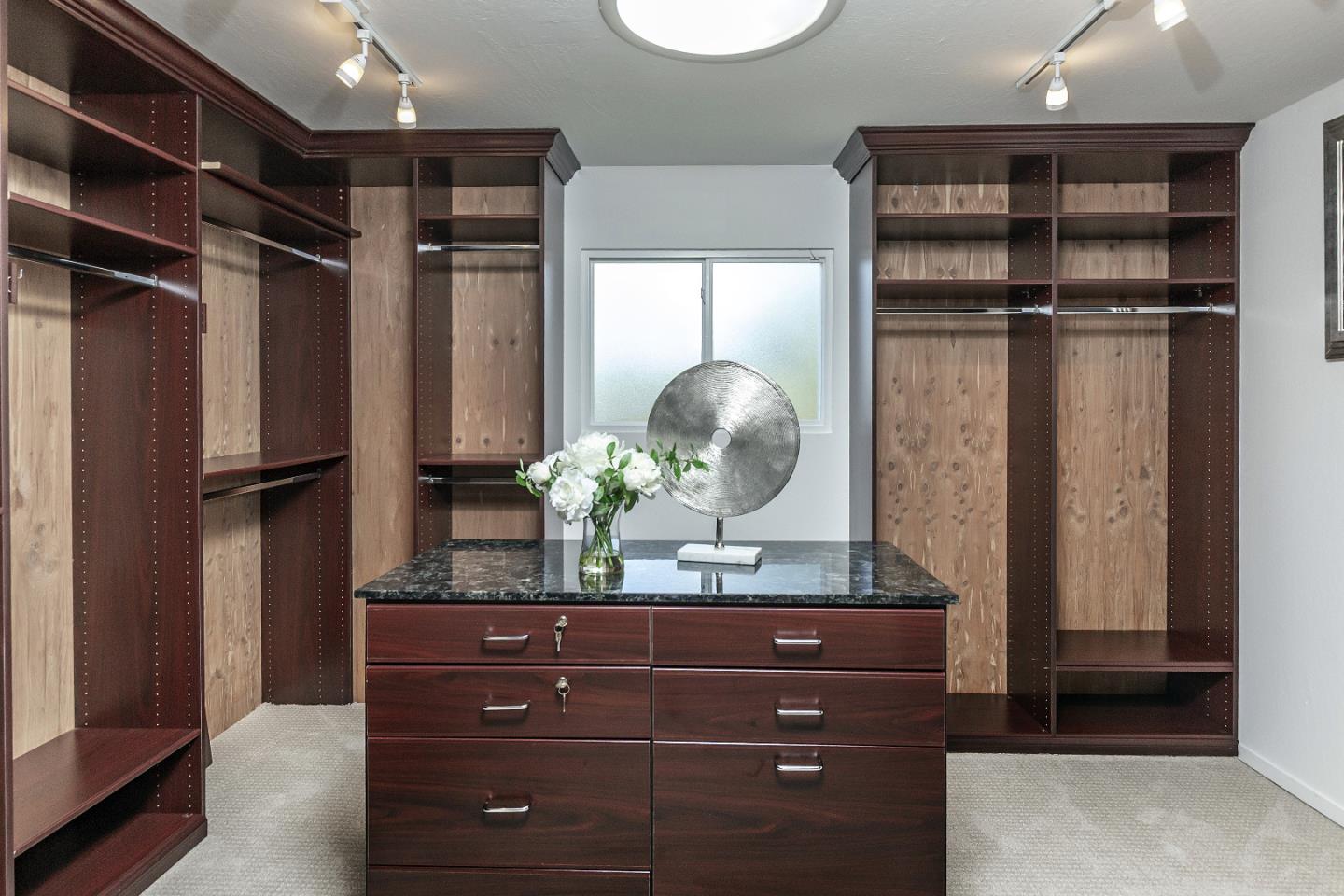 Detail Gallery Image 19 of 33 For 19349 Northampton Dr, Saratoga,  CA 95070 - 4 Beds | 2 Baths