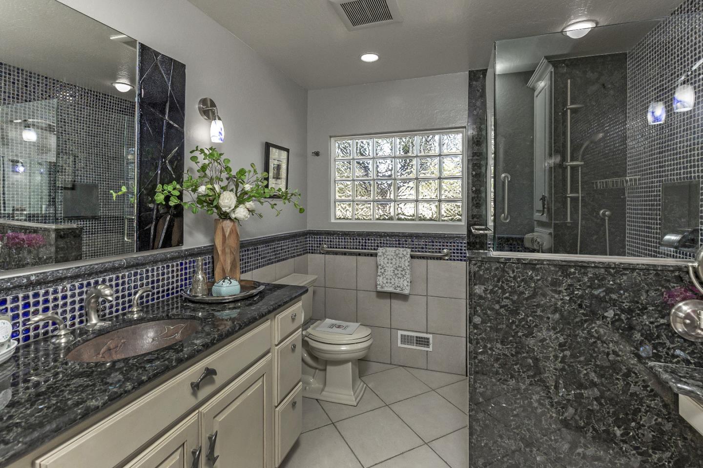 Detail Gallery Image 24 of 33 For 19349 Northampton Dr, Saratoga,  CA 95070 - 4 Beds | 2 Baths