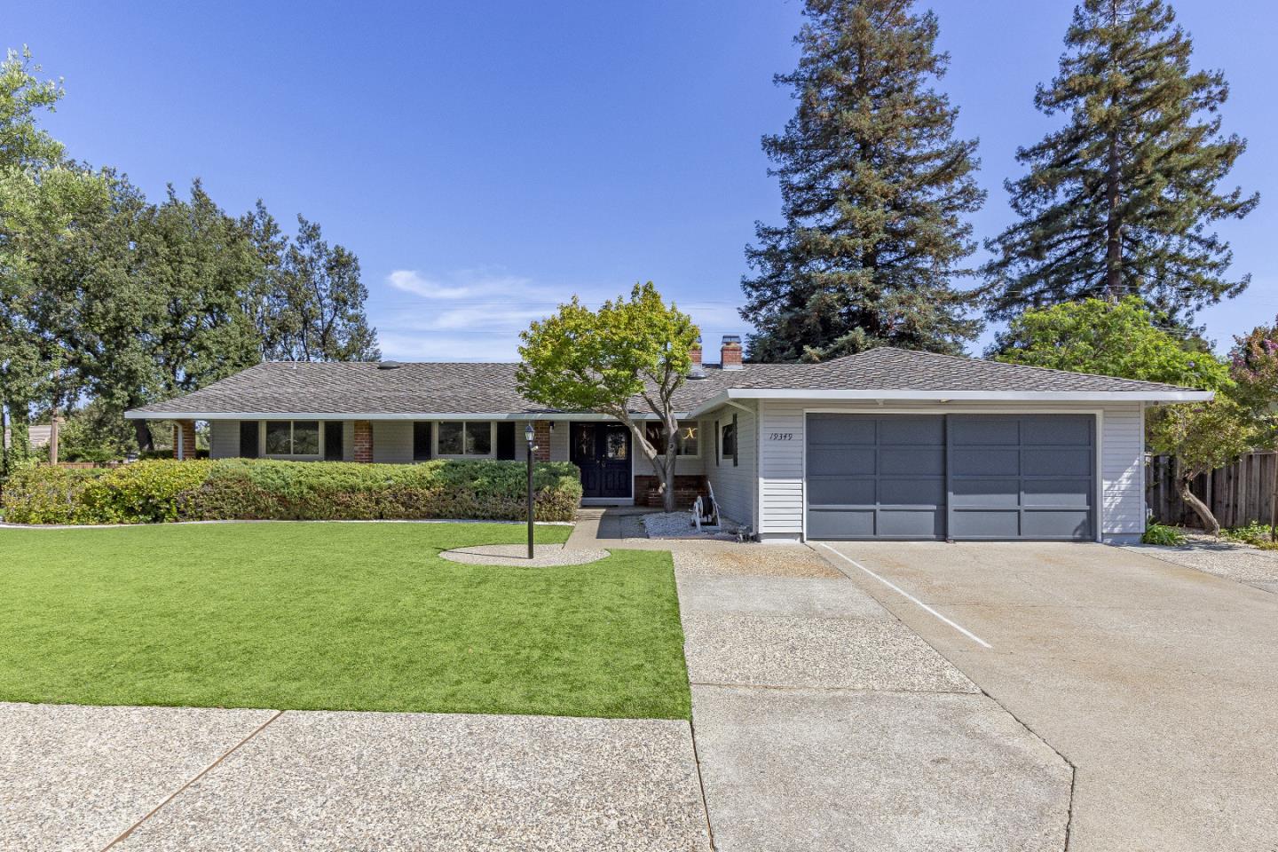 Detail Gallery Image 7 of 33 For 19349 Northampton Dr, Saratoga,  CA 95070 - 4 Beds | 2 Baths