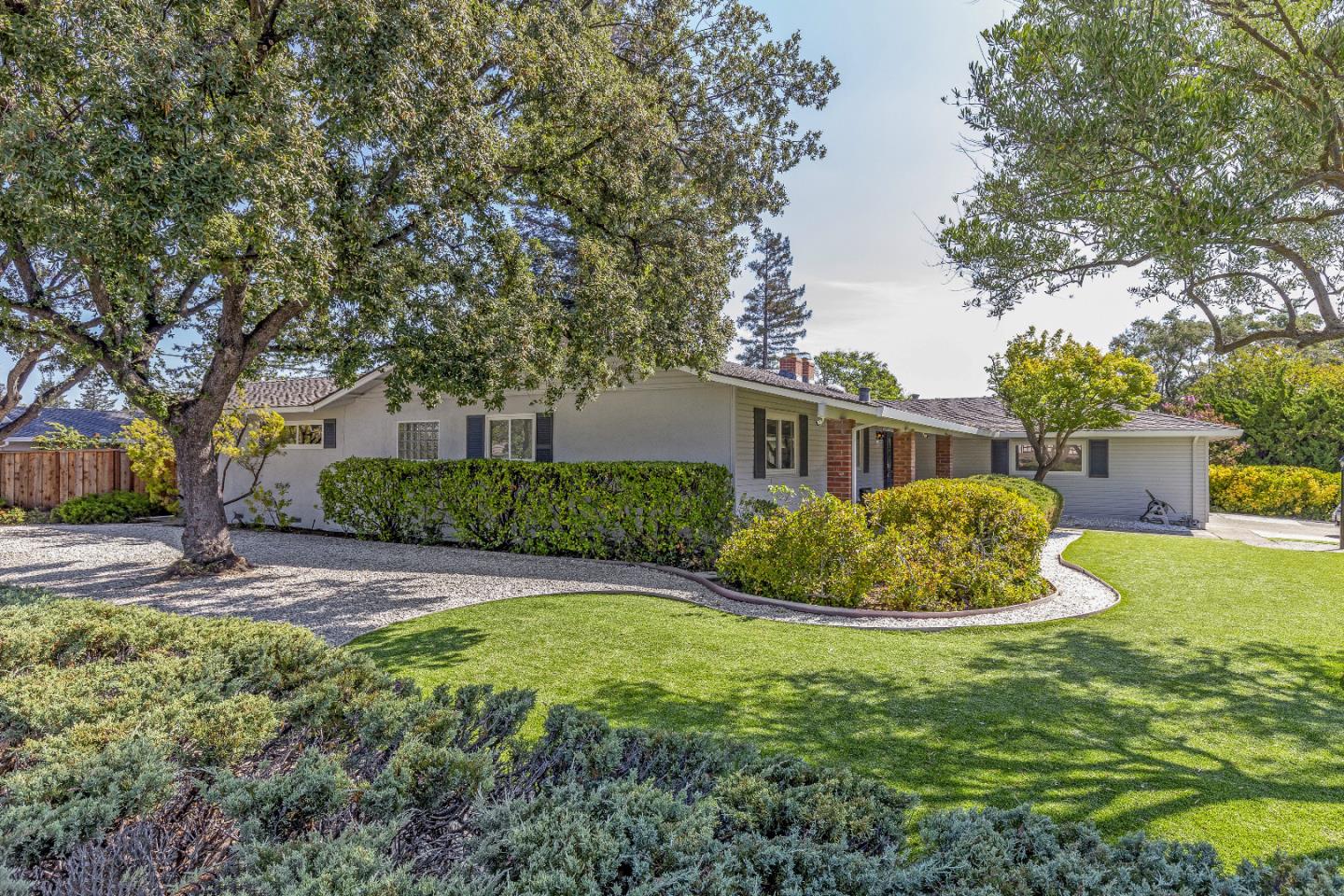 Detail Gallery Image 8 of 33 For 19349 Northampton Dr, Saratoga,  CA 95070 - 4 Beds | 2 Baths
