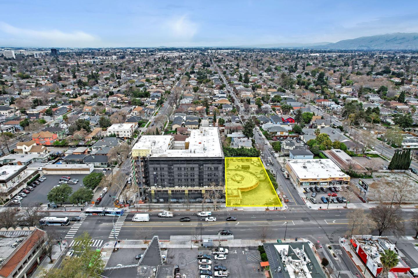 Detail Gallery Image 2 of 6 For 535 E Santa Clara St, San Jose,  CA 95112 - – Beds | – Baths