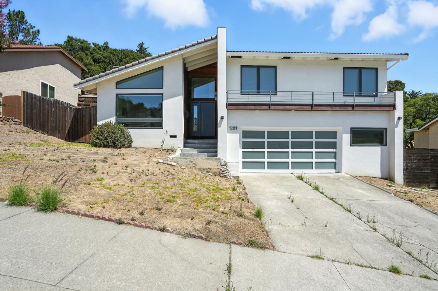Detail Gallery Image 20 of 21 For 1281 Crestview Dr, San Carlos,  CA 94070 - 4 Beds | 2/1 Baths