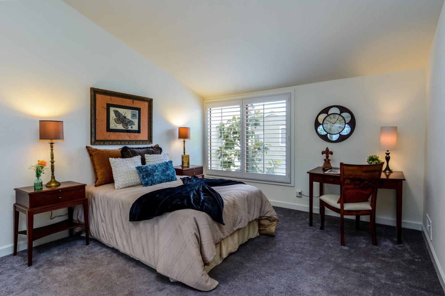 Detail Gallery Image 5 of 8 For 3405 La Selva St, San Mateo,  CA 94403 - 2 Beds | 1/1 Baths