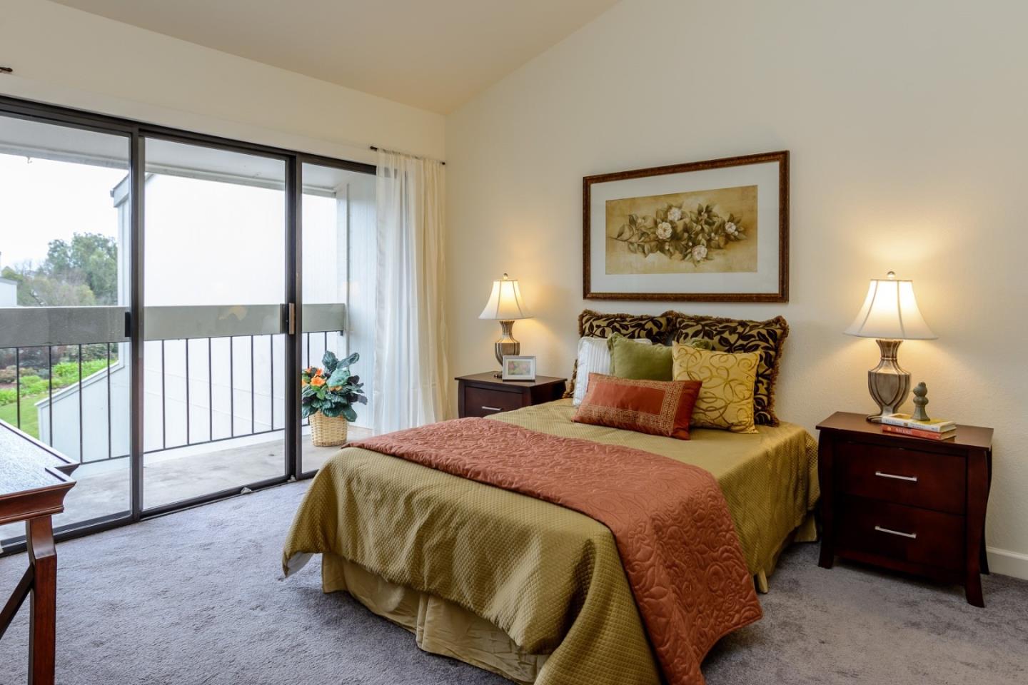 Detail Gallery Image 6 of 8 For 3405 La Selva St, San Mateo,  CA 94403 - 2 Beds | 1/1 Baths
