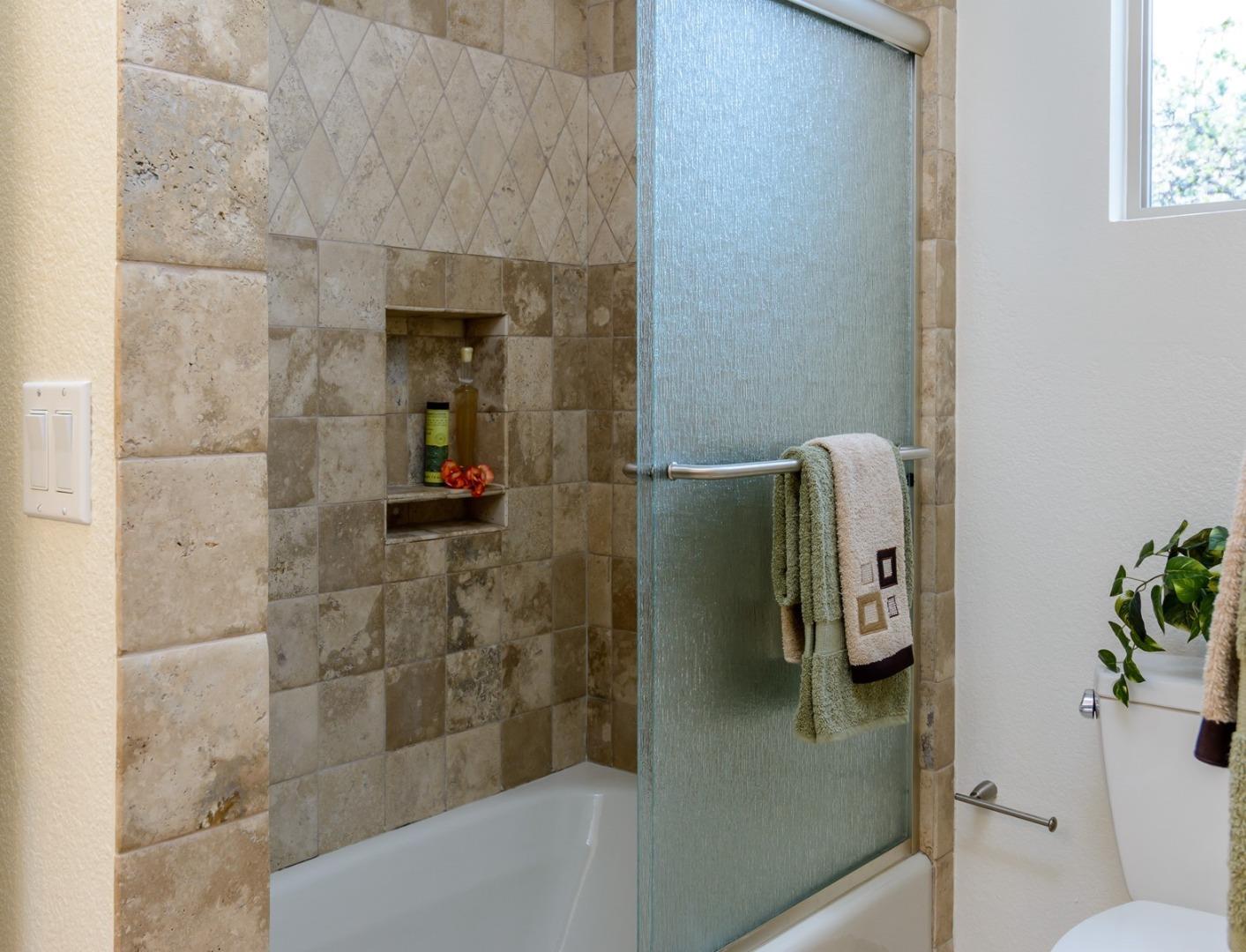 Detail Gallery Image 8 of 8 For 3405 La Selva St, San Mateo,  CA 94403 - 2 Beds | 1/1 Baths