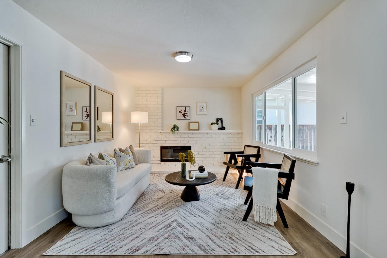 Detail Gallery Image 12 of 56 For 10211 E Estates Dr, Cupertino,  CA 95014 - 3 Beds | 2 Baths