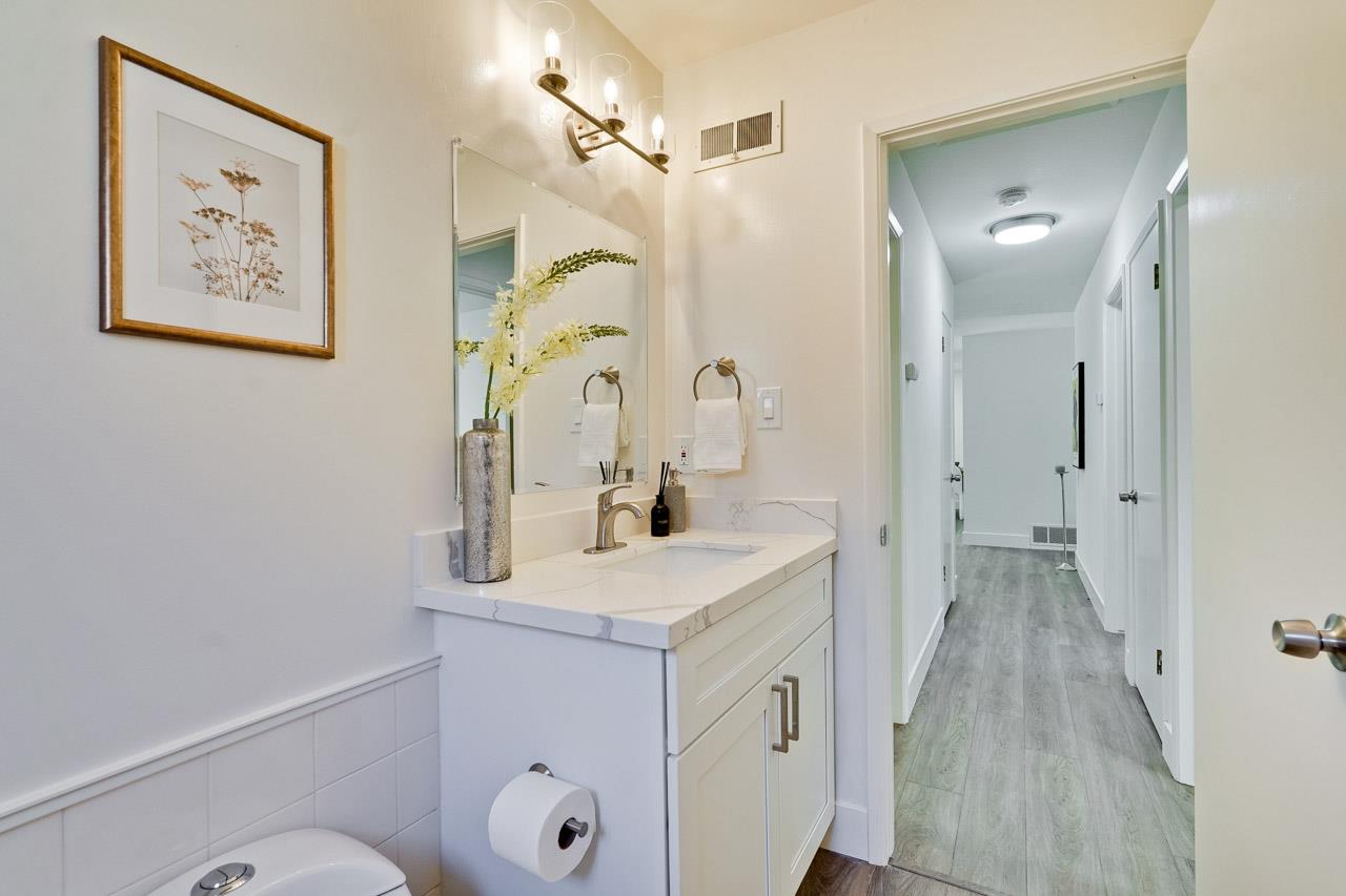 Detail Gallery Image 42 of 56 For 10211 E Estates Dr, Cupertino,  CA 95014 - 3 Beds | 2 Baths
