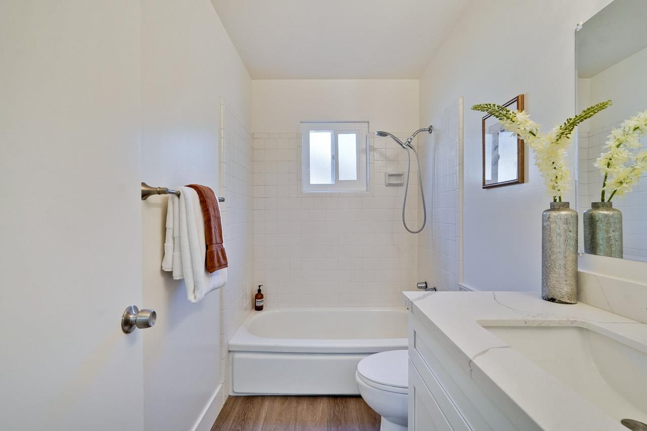 Detail Gallery Image 43 of 56 For 10211 E Estates Dr, Cupertino,  CA 95014 - 3 Beds | 2 Baths