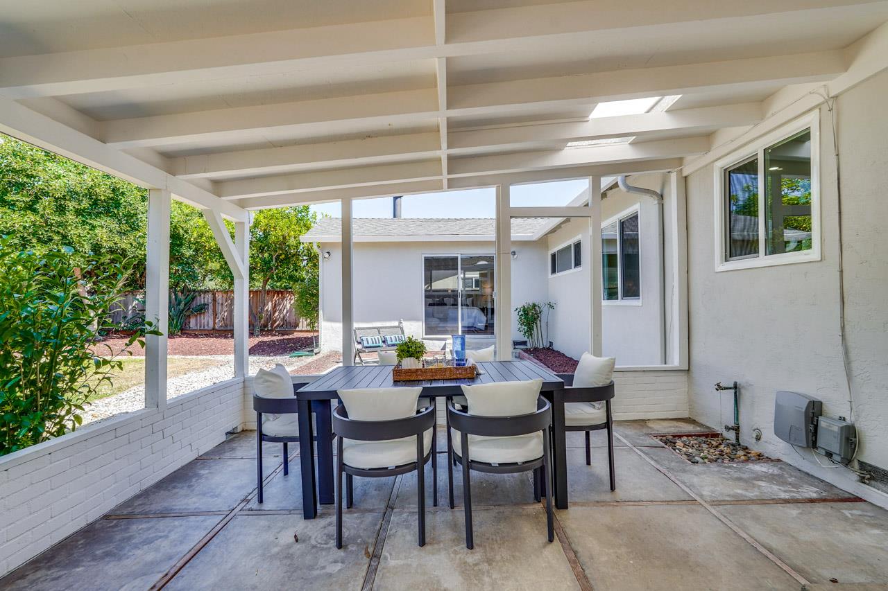 Detail Gallery Image 47 of 56 For 10211 E Estates Dr, Cupertino,  CA 95014 - 3 Beds | 2 Baths