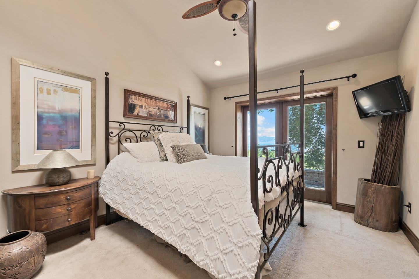 Detail Gallery Image 12 of 48 For 19375 Montevina Rd, Los Gatos,  CA 95033 - – Beds | – Baths