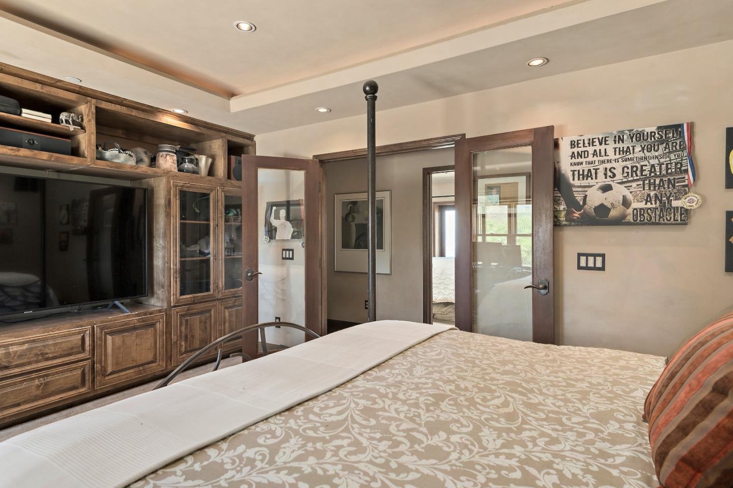 Detail Gallery Image 15 of 48 For 19375 Montevina Rd, Los Gatos,  CA 95033 - – Beds | – Baths