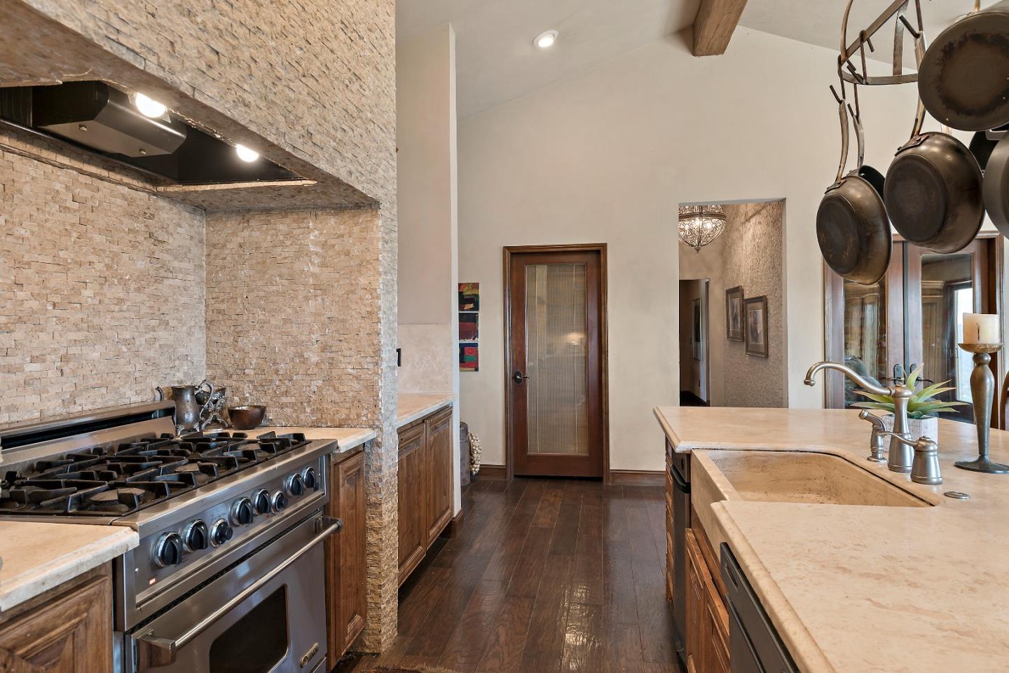 Detail Gallery Image 9 of 48 For 19375 Montevina Rd, Los Gatos,  CA 95033 - – Beds | – Baths