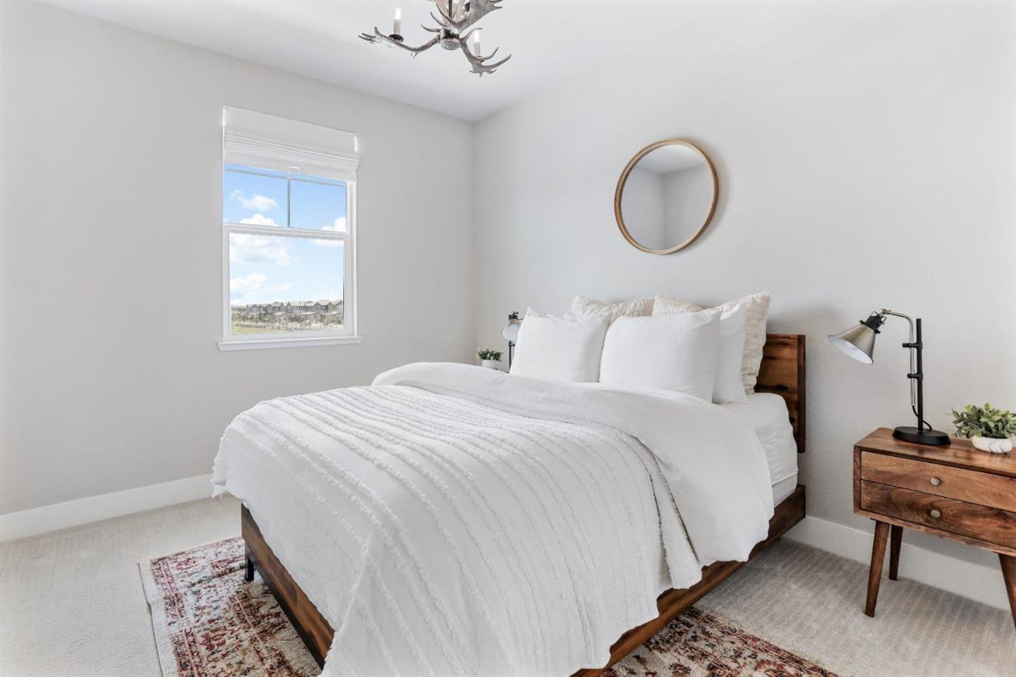Detail Gallery Image 8 of 22 For 2812 Garden Farms Ave, Lathrop,  CA 95330 - 5 Beds | 3 Baths