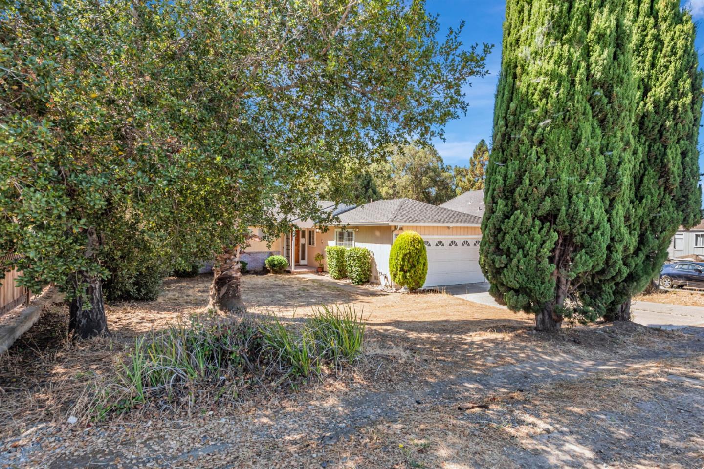 Detail Gallery Image 5 of 48 For 24505 2nd St, Hayward,  CA 94541 - 3 Beds | 2 Baths