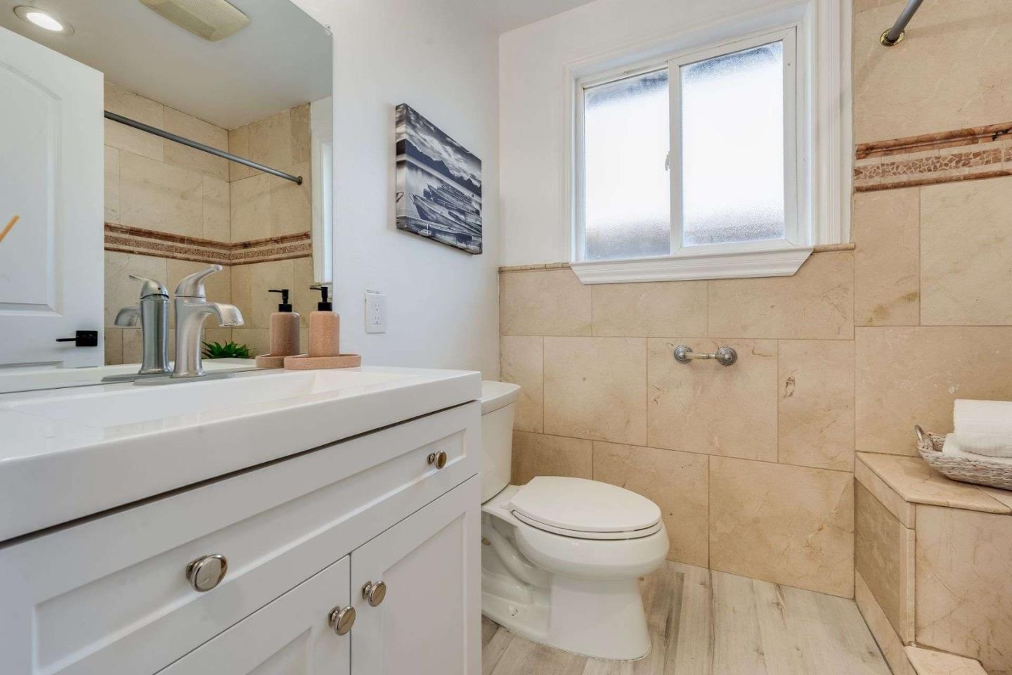 Detail Gallery Image 12 of 38 For 336 West Ct, San Jose,  CA 95116 - 4 Beds | 3 Baths