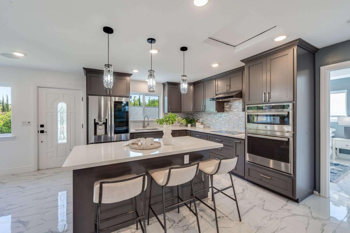 Detail Gallery Image 23 of 38 For 336 West Ct, San Jose,  CA 95116 - 4 Beds | 3 Baths