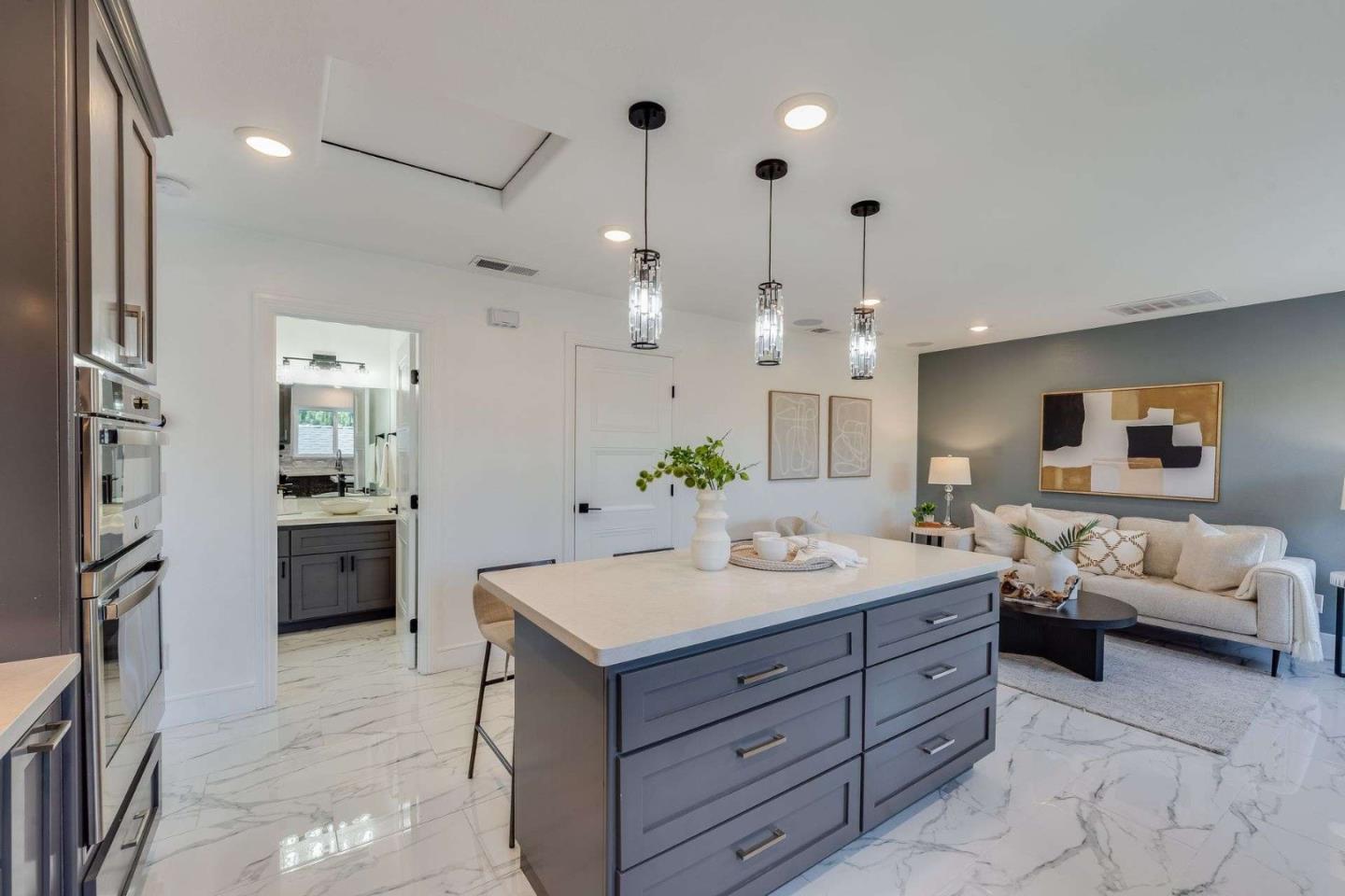 Detail Gallery Image 26 of 38 For 336 West Ct, San Jose,  CA 95116 - 4 Beds | 3 Baths