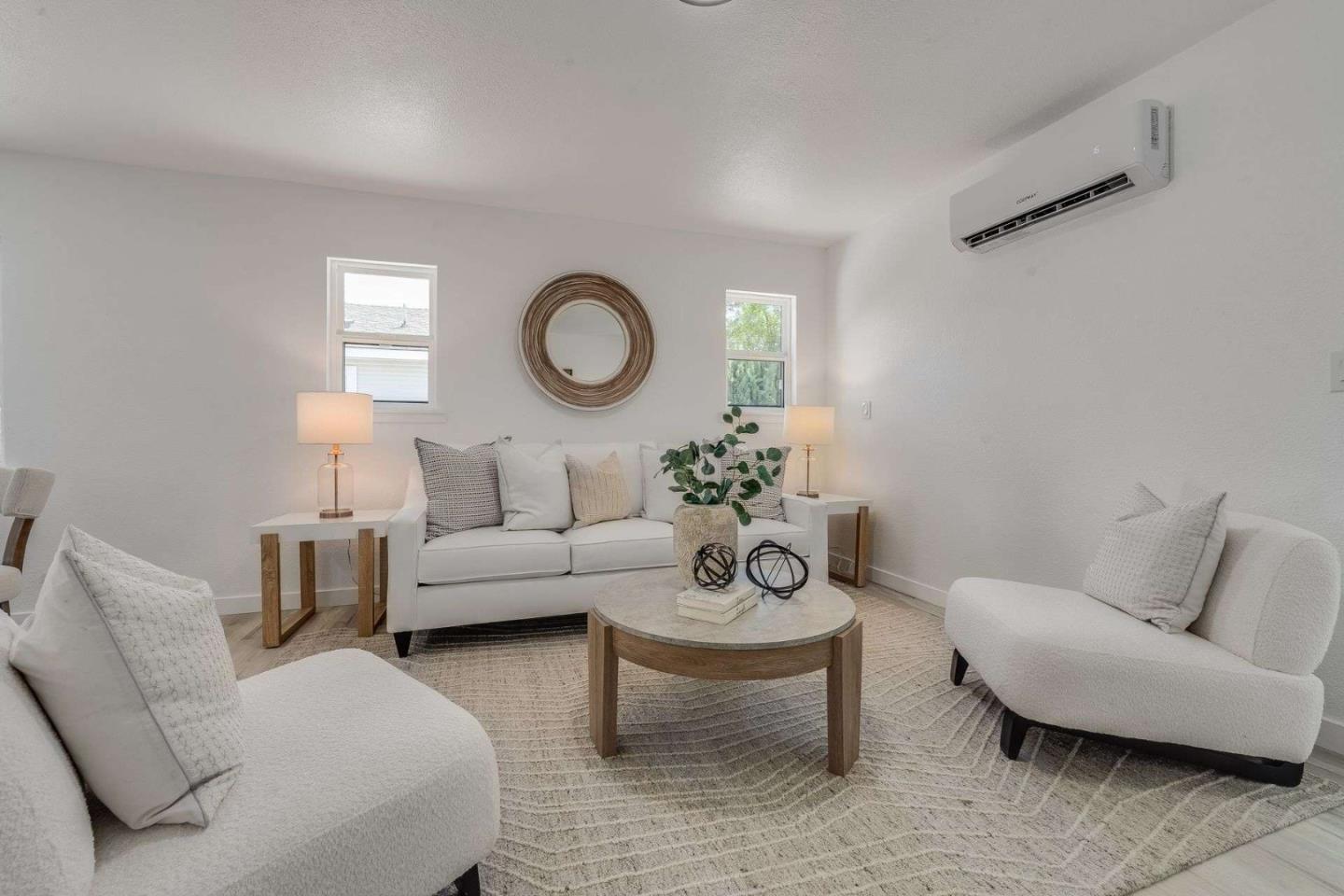 Detail Gallery Image 7 of 38 For 336 West Ct, San Jose,  CA 95116 - 4 Beds | 3 Baths