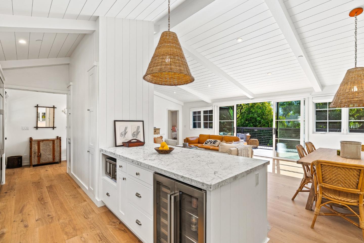 Detail Gallery Image 14 of 36 For Lincoln St 2 Nw of 13th Ave, Carmel,  CA 93921 - 3 Beds | 2/1 Baths