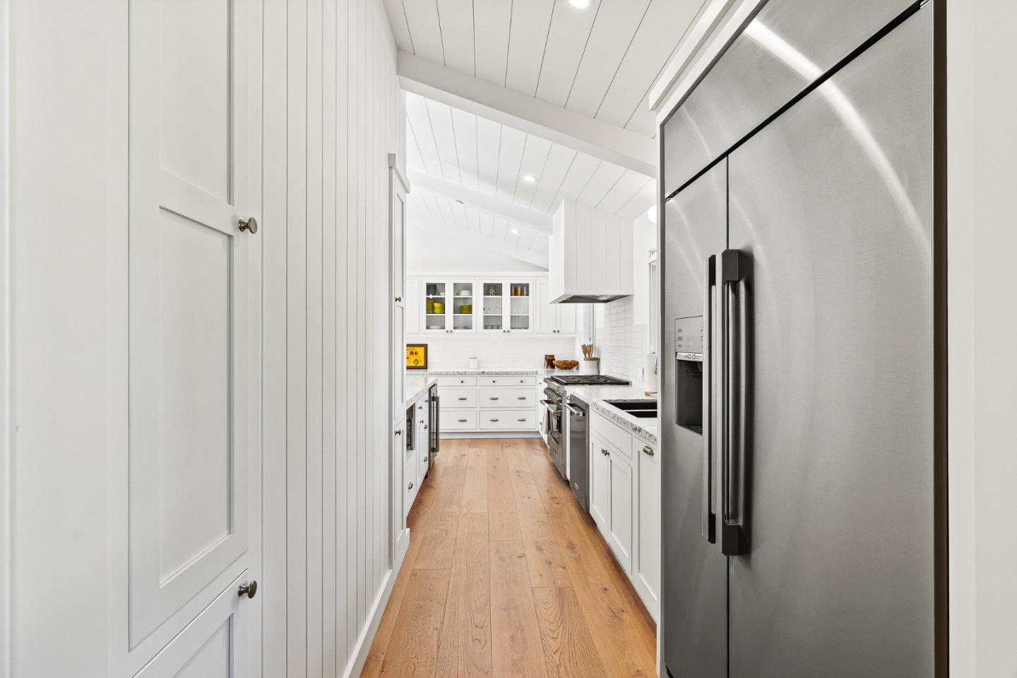 Detail Gallery Image 15 of 36 For Lincoln St 2 Nw of 13th Ave, Carmel,  CA 93921 - 3 Beds | 2/1 Baths