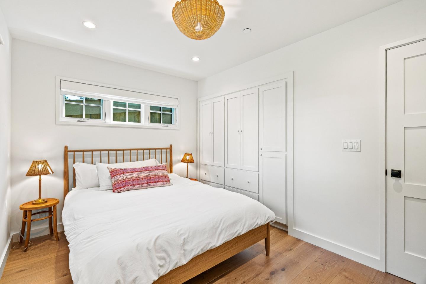Detail Gallery Image 20 of 36 For Lincoln St 2 Nw of 13th Ave, Carmel,  CA 93921 - 3 Beds | 2/1 Baths