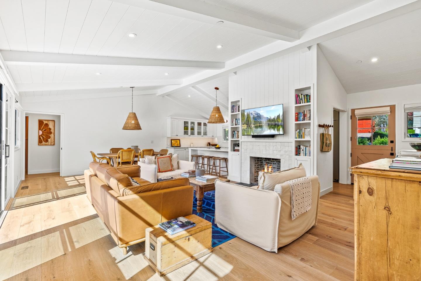 Detail Gallery Image 9 of 36 For Lincoln St 2 Nw of 13th Ave, Carmel,  CA 93921 - 3 Beds | 2/1 Baths