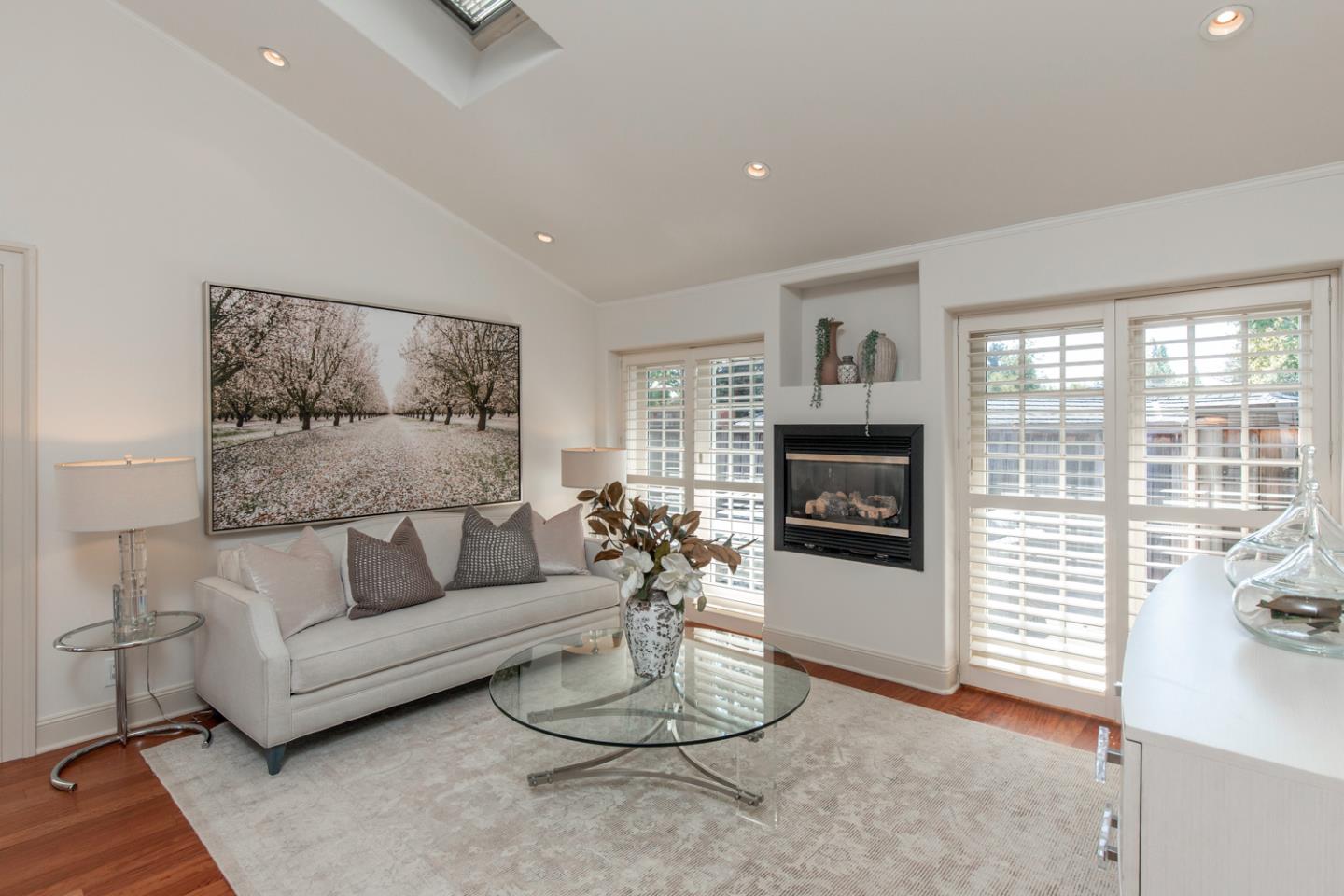 Detail Gallery Image 18 of 34 For 1025 Border Rd, Los Altos,  CA 94024 - 3 Beds | 3 Baths