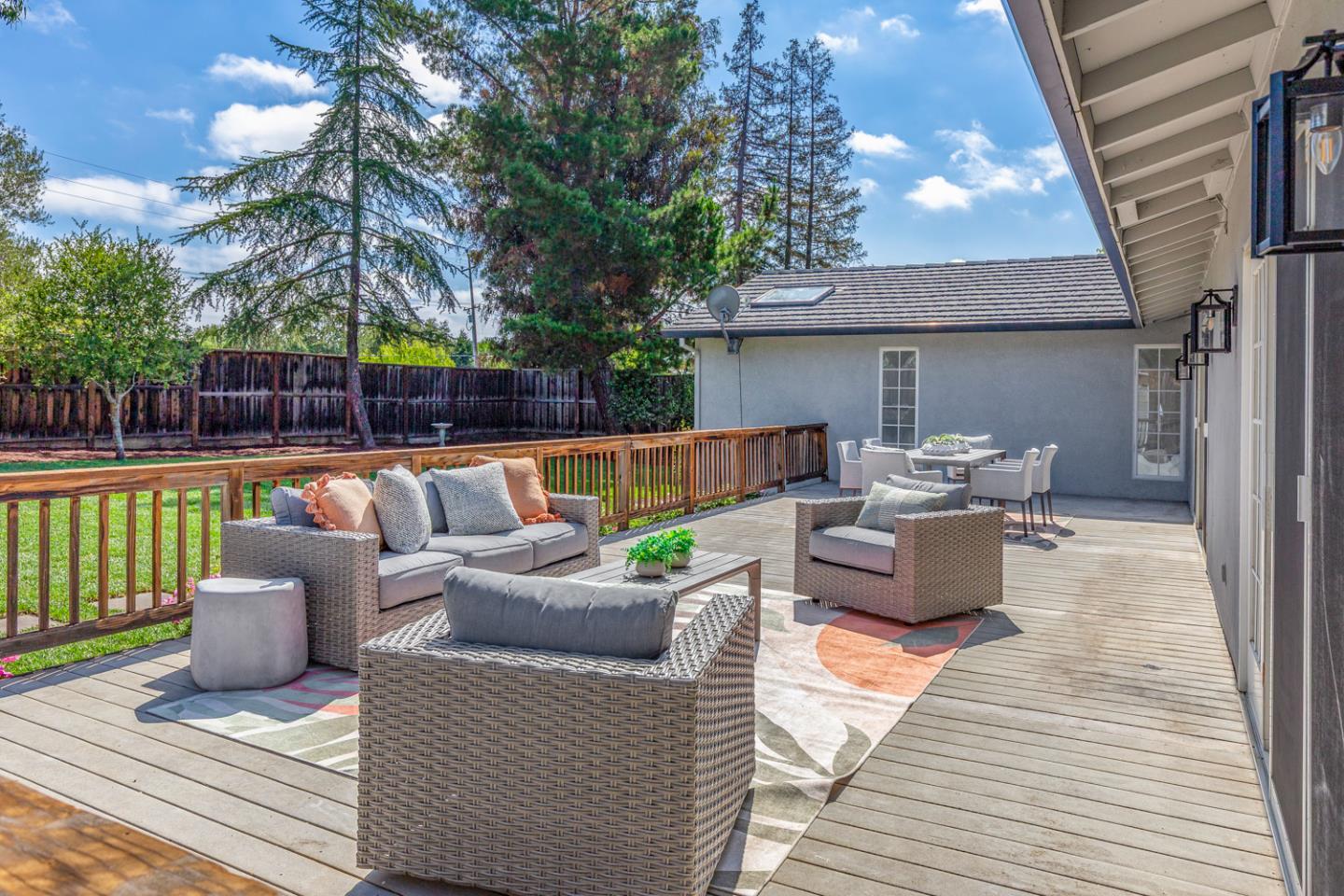 Detail Gallery Image 28 of 34 For 1025 Border Rd, Los Altos,  CA 94024 - 3 Beds | 3 Baths