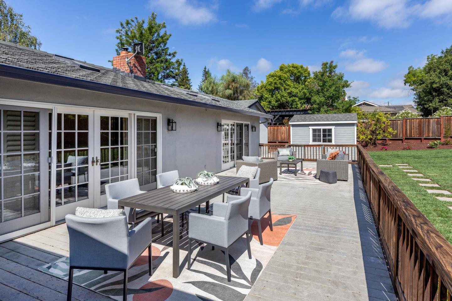 Detail Gallery Image 29 of 34 For 1025 Border Rd, Los Altos,  CA 94024 - 3 Beds | 3 Baths