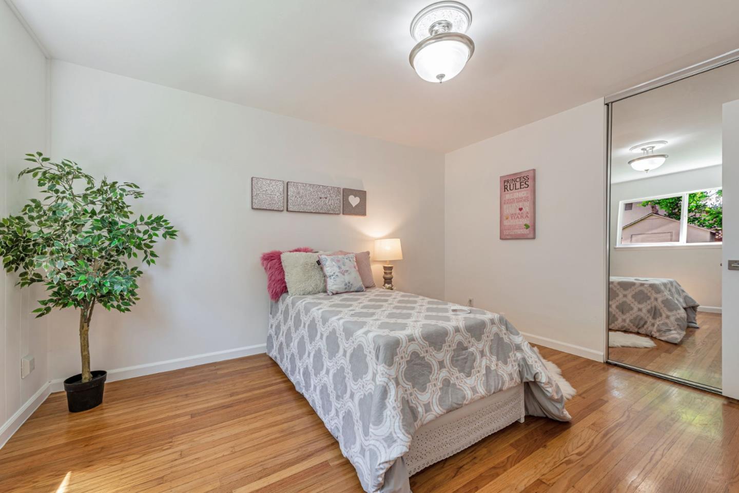 Detail Gallery Image 15 of 25 For 1625 S Wolfe Rd, Sunnyvale,  CA 94087 - 3 Beds | 2 Baths