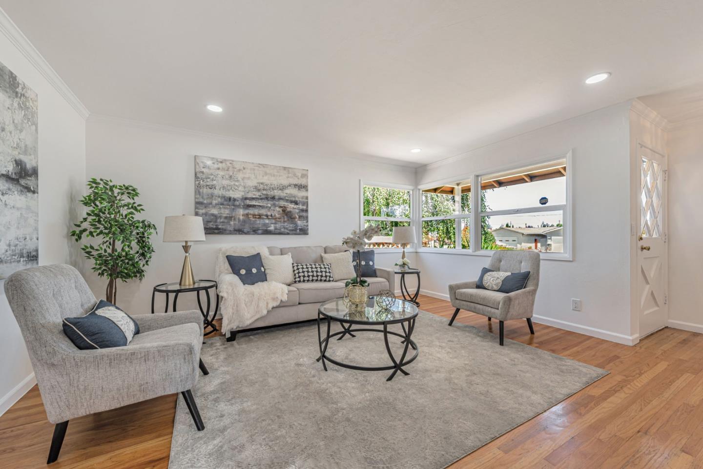 Detail Gallery Image 2 of 25 For 1625 S Wolfe Rd, Sunnyvale,  CA 94087 - 3 Beds | 2 Baths