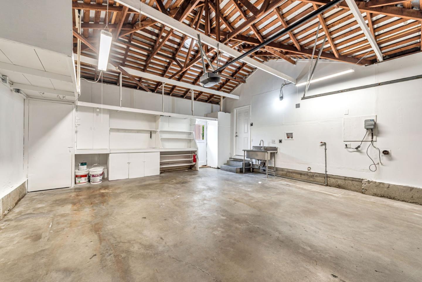 Detail Gallery Image 21 of 25 For 1625 S Wolfe Rd, Sunnyvale,  CA 94087 - 3 Beds | 2 Baths