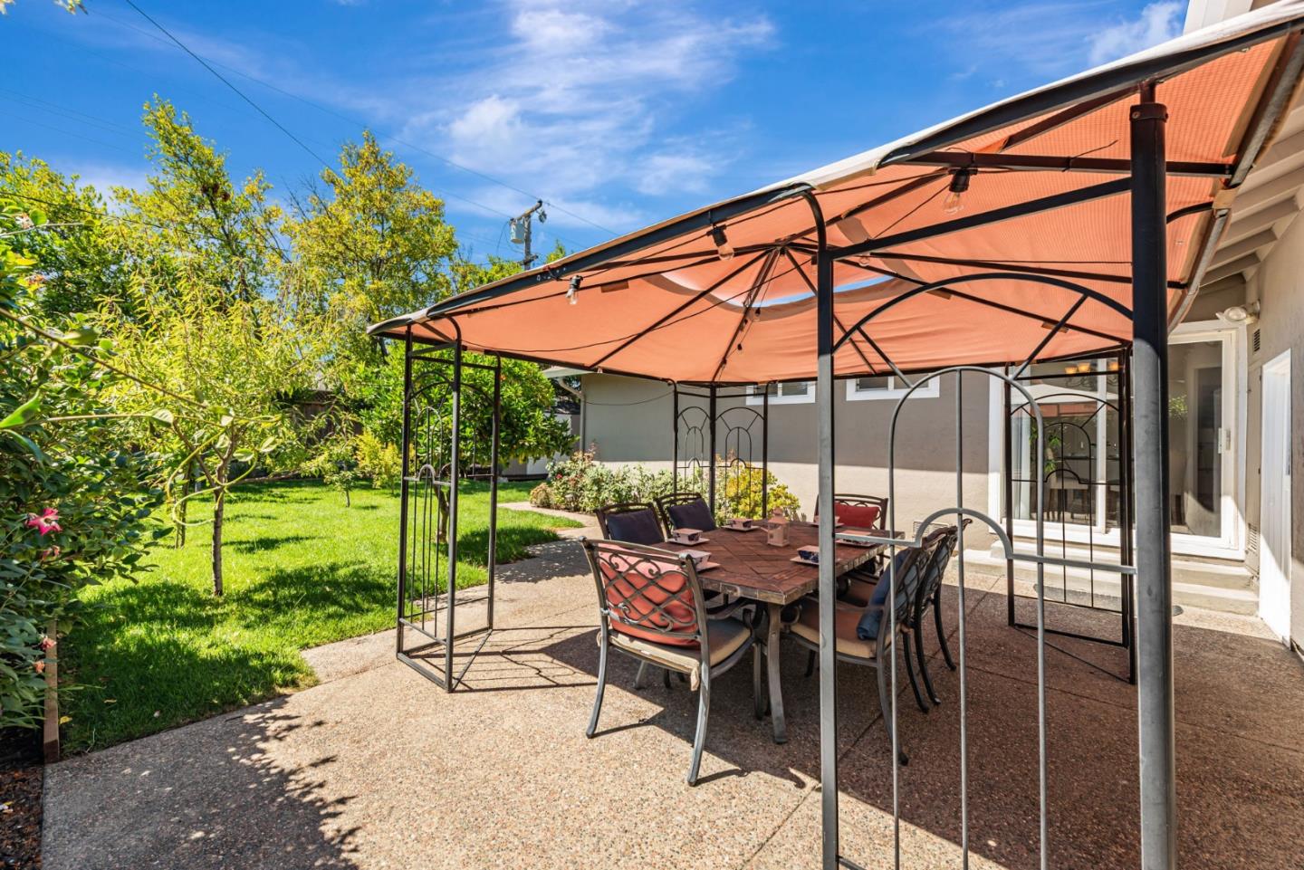 Detail Gallery Image 23 of 25 For 1625 S Wolfe Rd, Sunnyvale,  CA 94087 - 3 Beds | 2 Baths