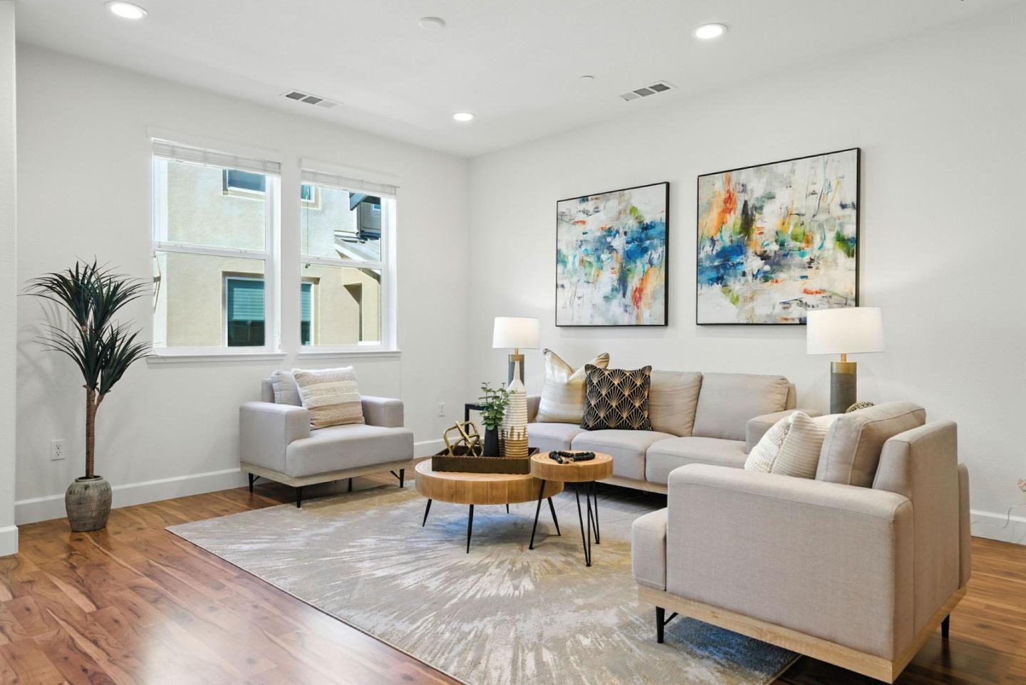 Detail Gallery Image 25 of 74 For 319 Charles Morris Ter, Sunnyvale,  CA 94085 - 3 Beds | 3/1 Baths