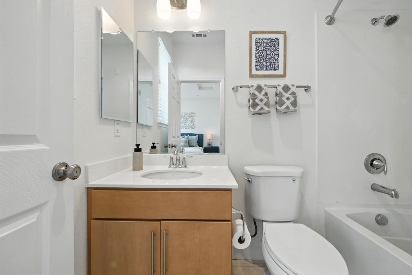 Detail Gallery Image 55 of 74 For 319 Charles Morris Ter, Sunnyvale,  CA 94085 - 3 Beds | 3/1 Baths