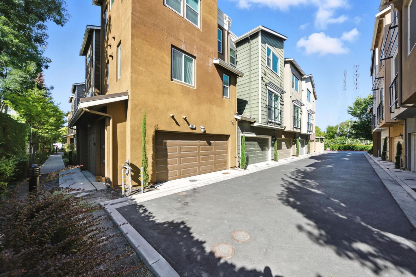 Detail Gallery Image 57 of 74 For 319 Charles Morris Ter, Sunnyvale,  CA 94085 - 3 Beds | 3/1 Baths