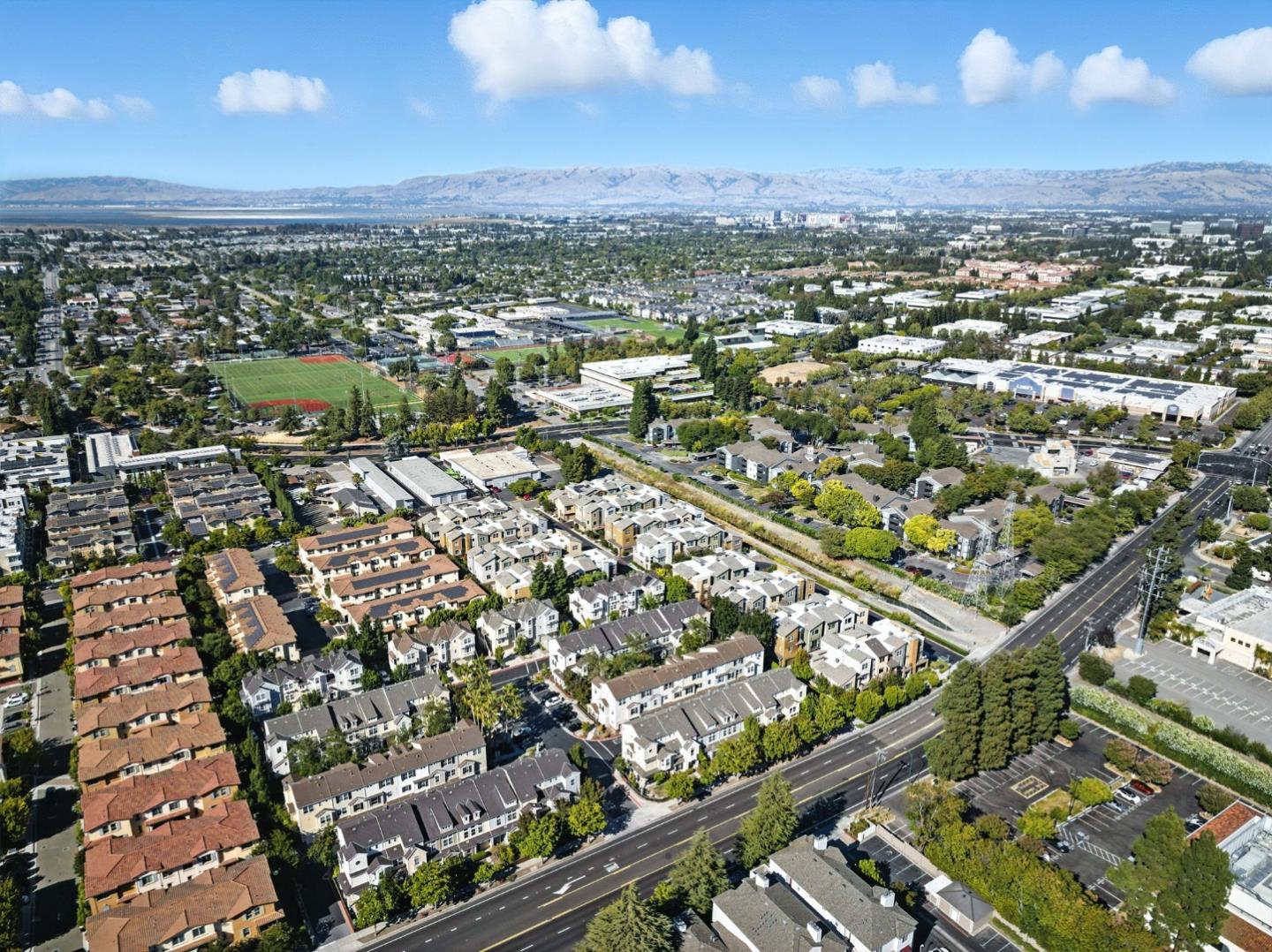 Detail Gallery Image 65 of 74 For 319 Charles Morris Ter, Sunnyvale,  CA 94085 - 3 Beds | 3/1 Baths