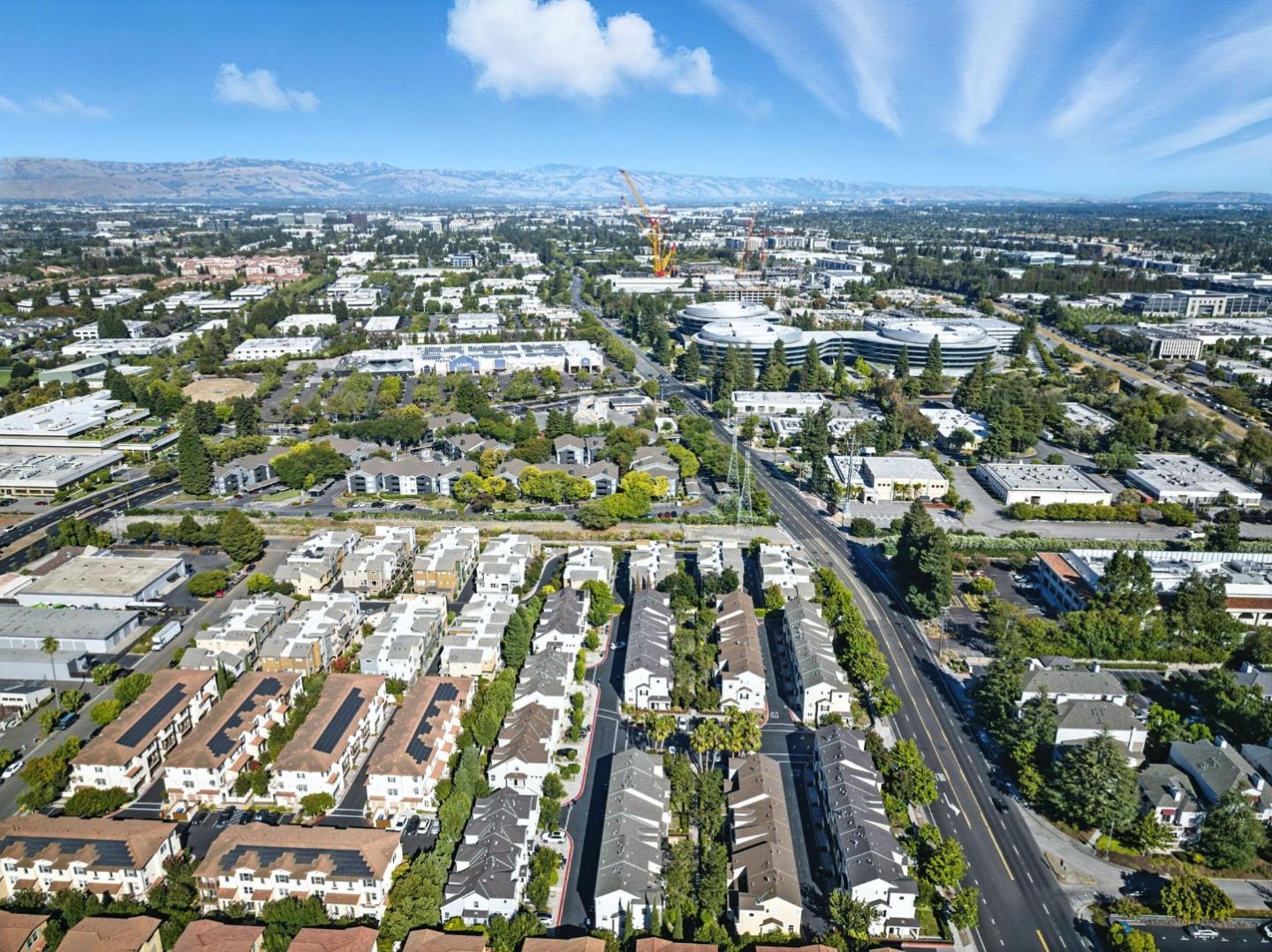 Detail Gallery Image 66 of 74 For 319 Charles Morris Ter, Sunnyvale,  CA 94085 - 3 Beds | 3/1 Baths