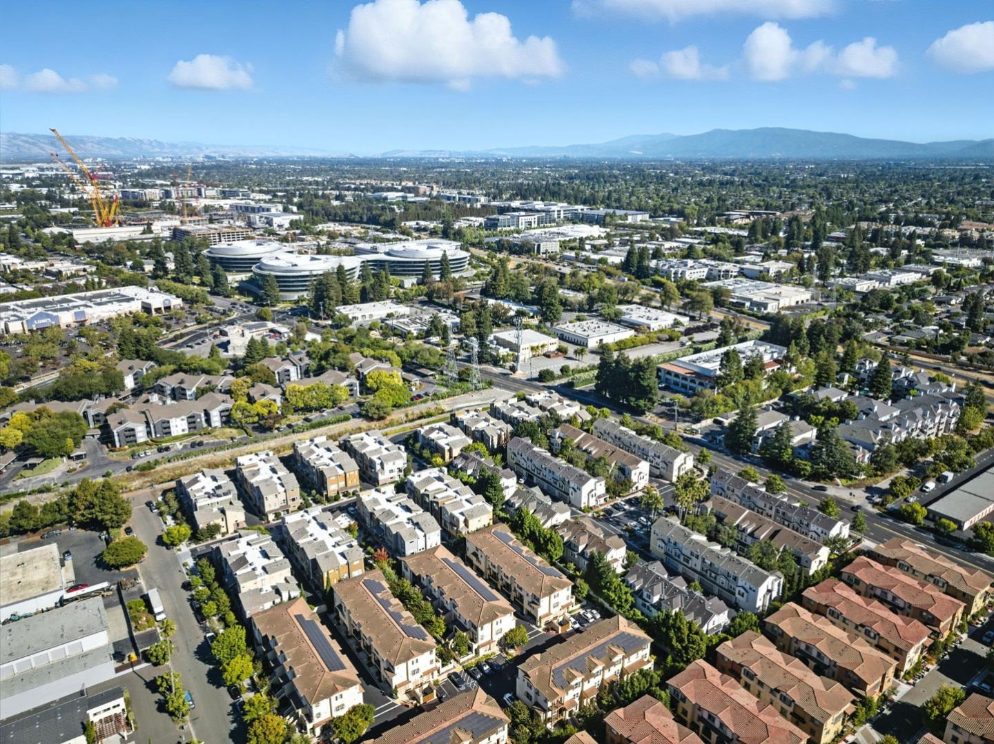 Detail Gallery Image 67 of 74 For 319 Charles Morris Ter, Sunnyvale,  CA 94085 - 3 Beds | 3/1 Baths