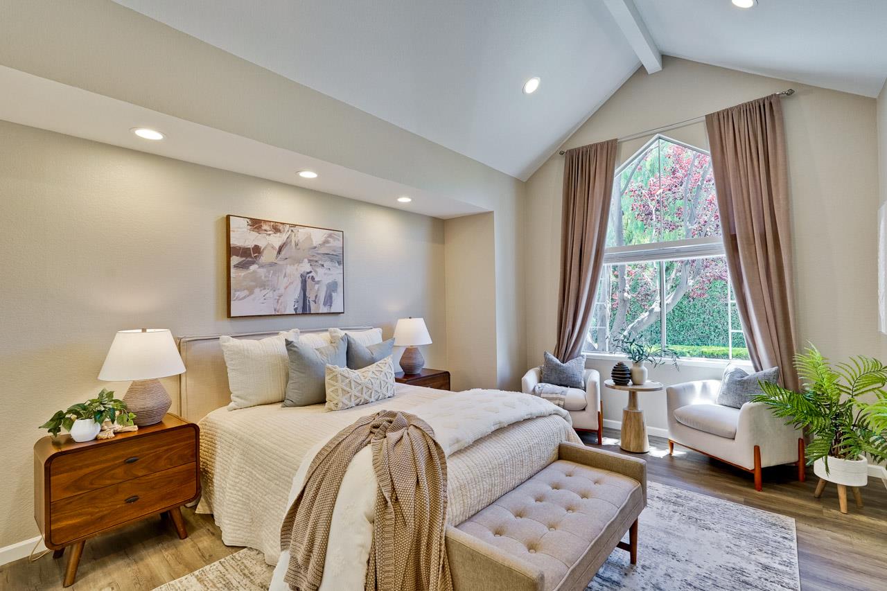 Detail Gallery Image 22 of 49 For 304 Windmill Park Ln, Mountain View,  CA 94043 - 2 Beds | 2 Baths