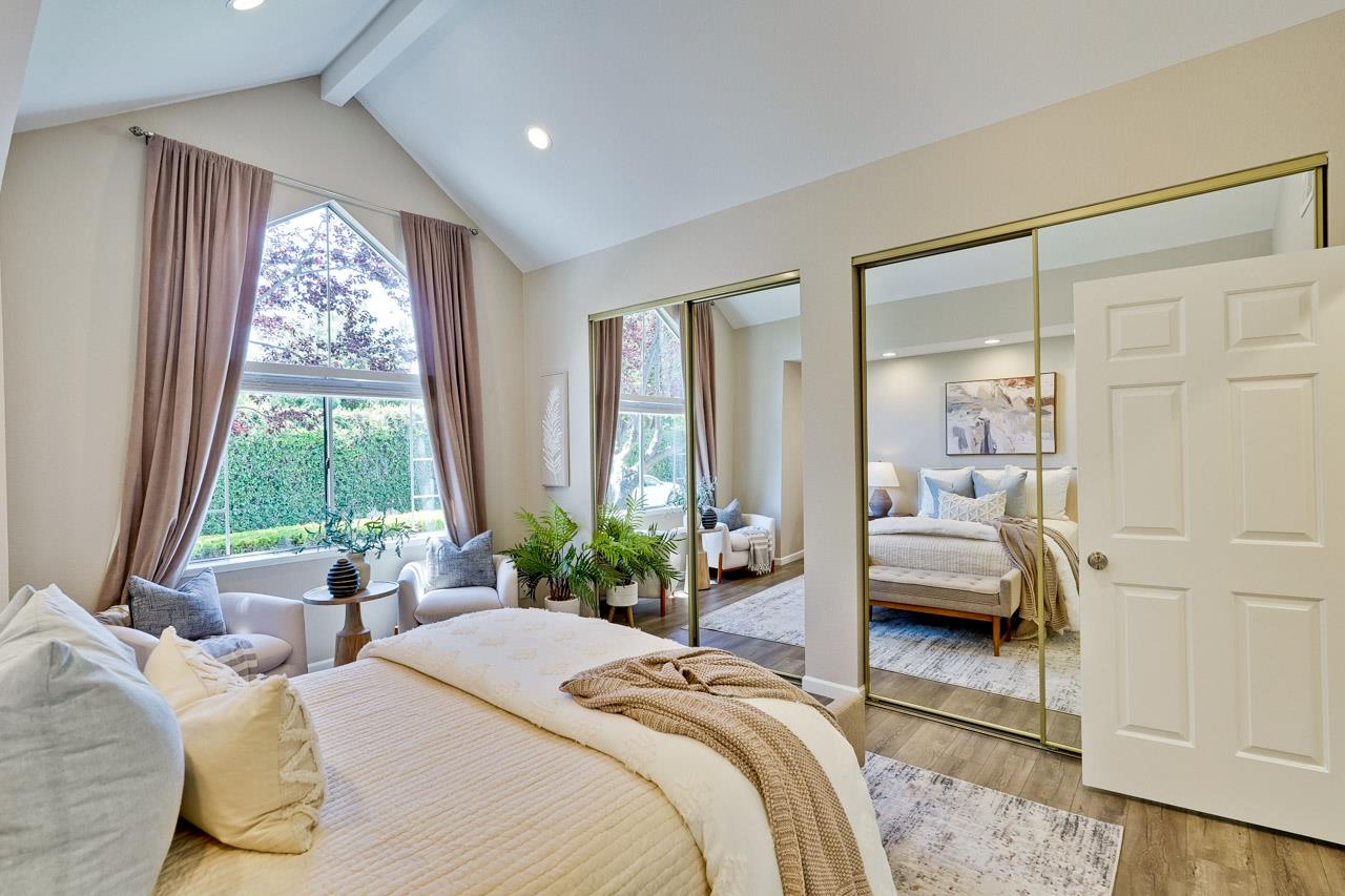 Detail Gallery Image 23 of 49 For 304 Windmill Park Ln, Mountain View,  CA 94043 - 2 Beds | 2 Baths