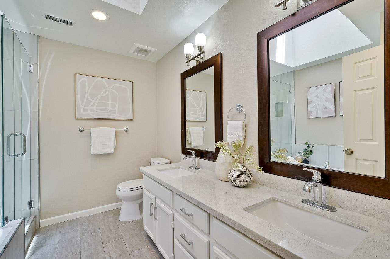 Detail Gallery Image 26 of 49 For 304 Windmill Park Ln, Mountain View,  CA 94043 - 2 Beds | 2 Baths